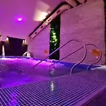 Oazis Wellness Panzio Hotel Szigetszentmiklos