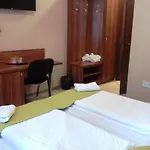 Oazis Wellness Panzio 3* Szigetszentmiklos