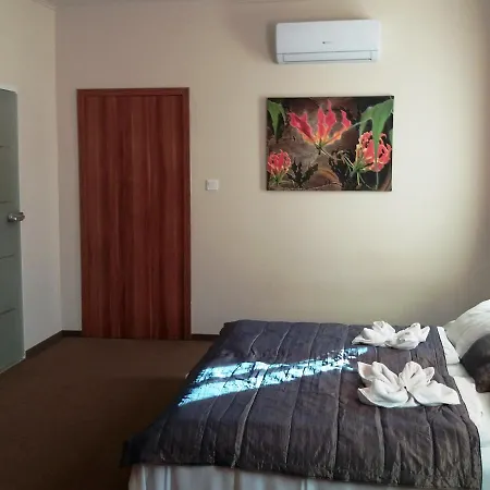 Oazis Wellness Panzio ホテル 3*