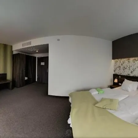 Oazis Wellness Panzio 3* Szigetszentmiklós